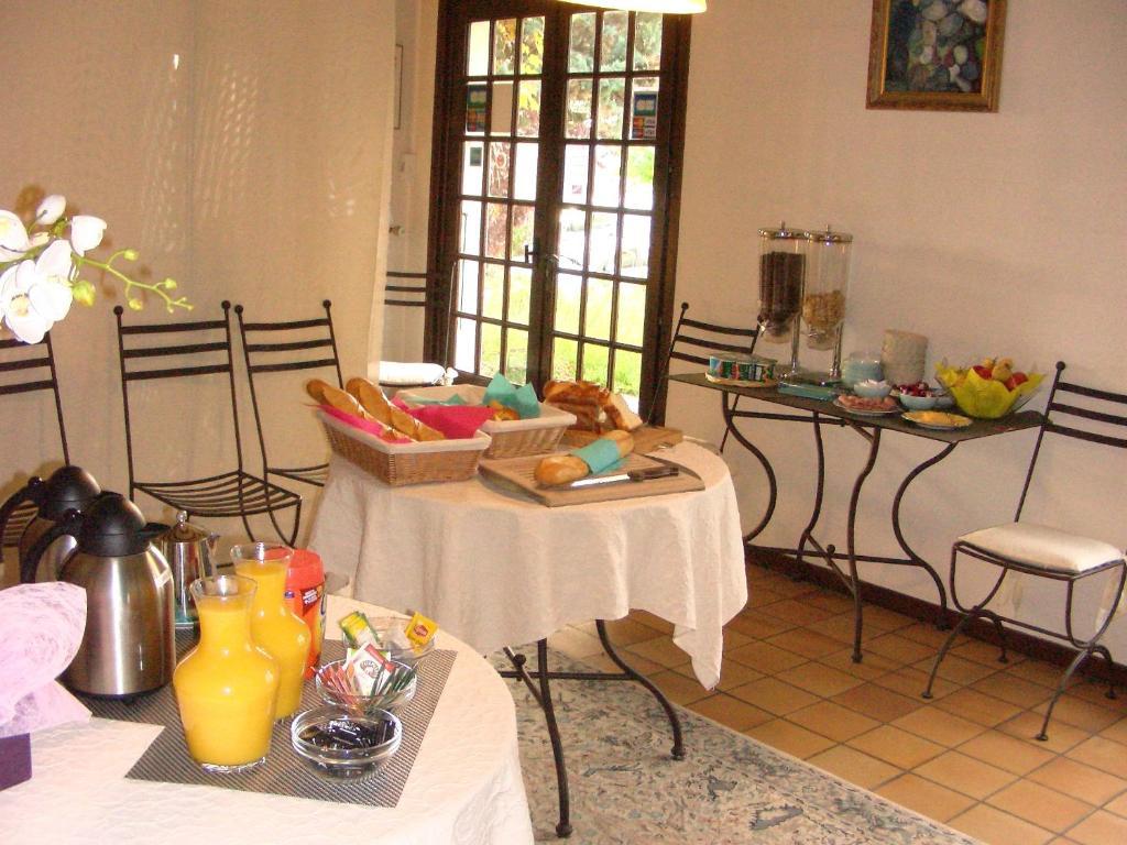 Sylvie Lodge Geneve Gex Exterior photo